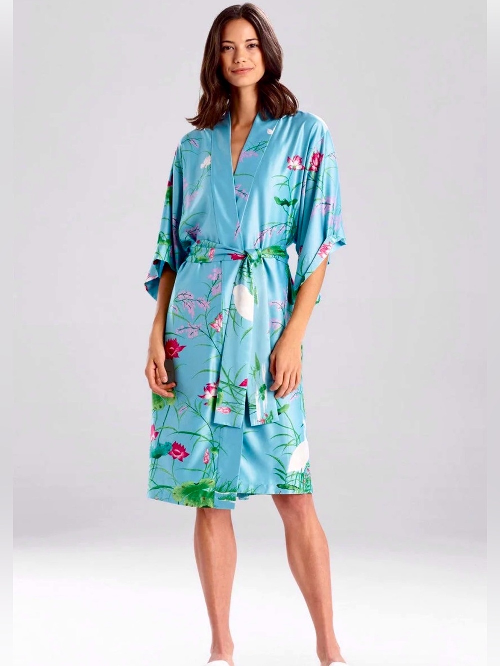 Lotus Garden Robe - Picture 3 of 9